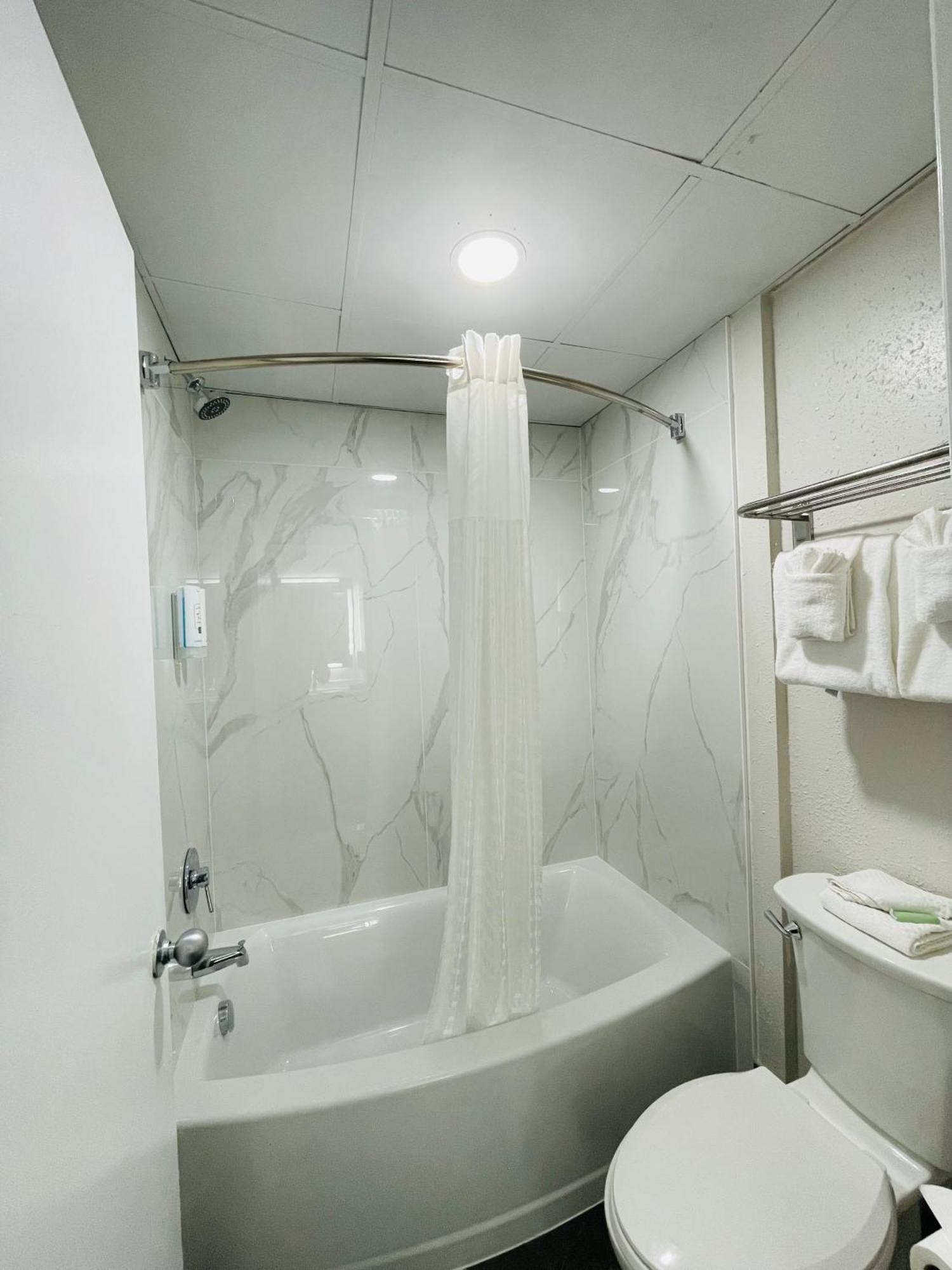 Quality Inn Washington Nc Esterno foto